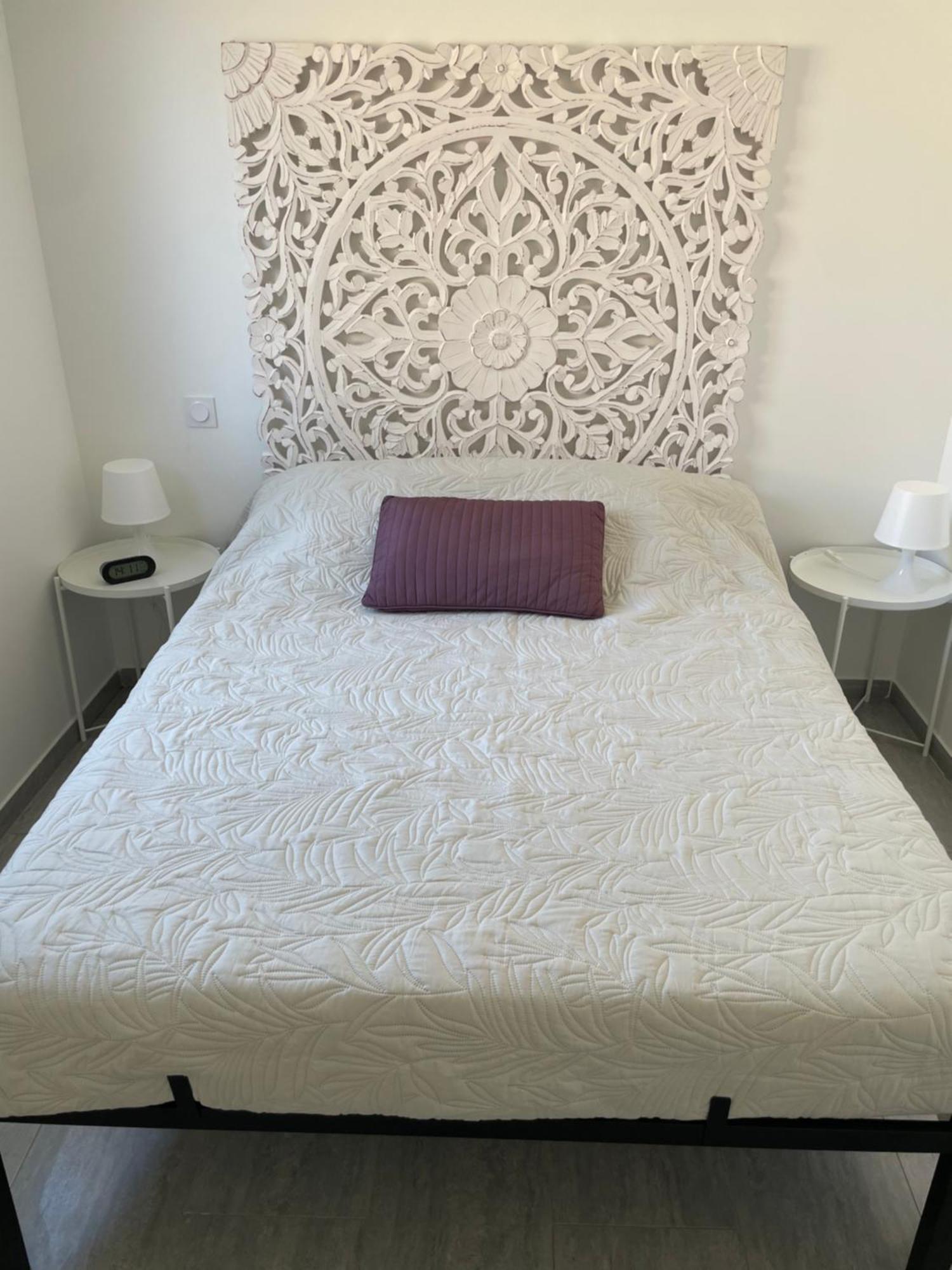 Appartement T2 Avec Terrasse Et Cour Cavaillon