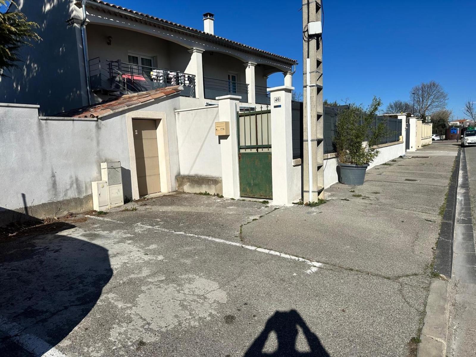 Appartement T2 Avec Terrasse Et Cour *
